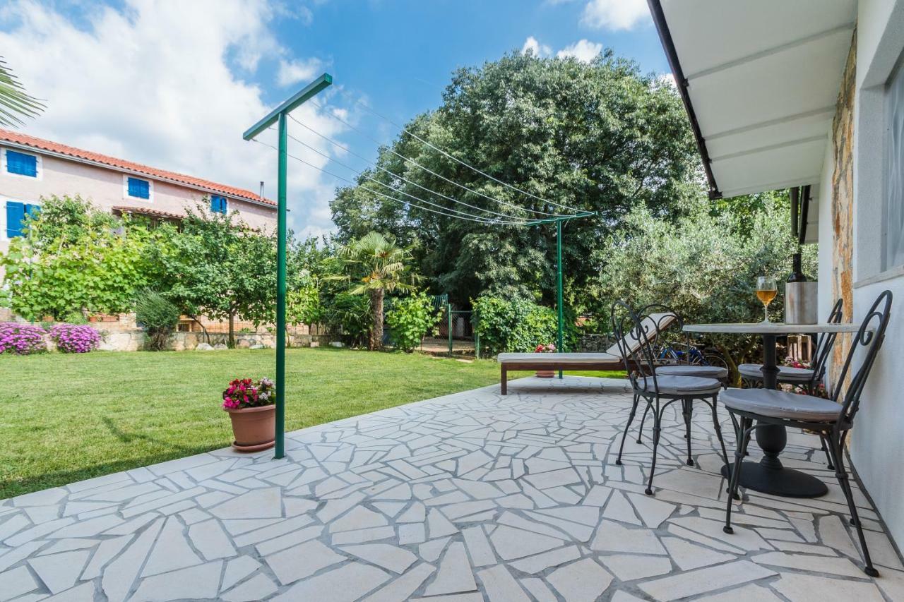 Apartment Marija Vizinada Exterior photo